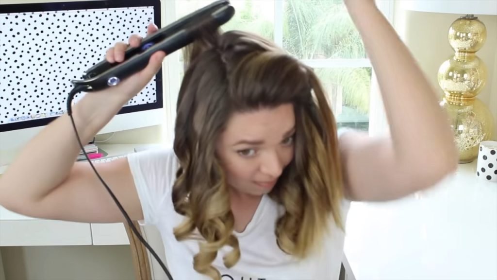 Can You Bring A Curling Iron On A Plane In 2023
